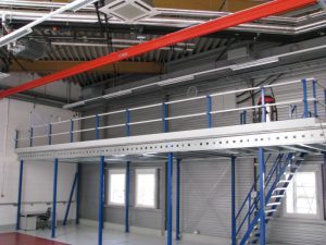 etagevloer-leuningconstructie-trappen-compleet