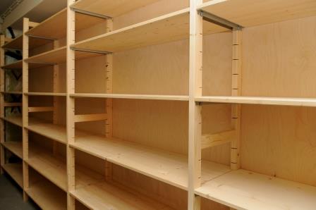 wooden shelves scandadebasic
